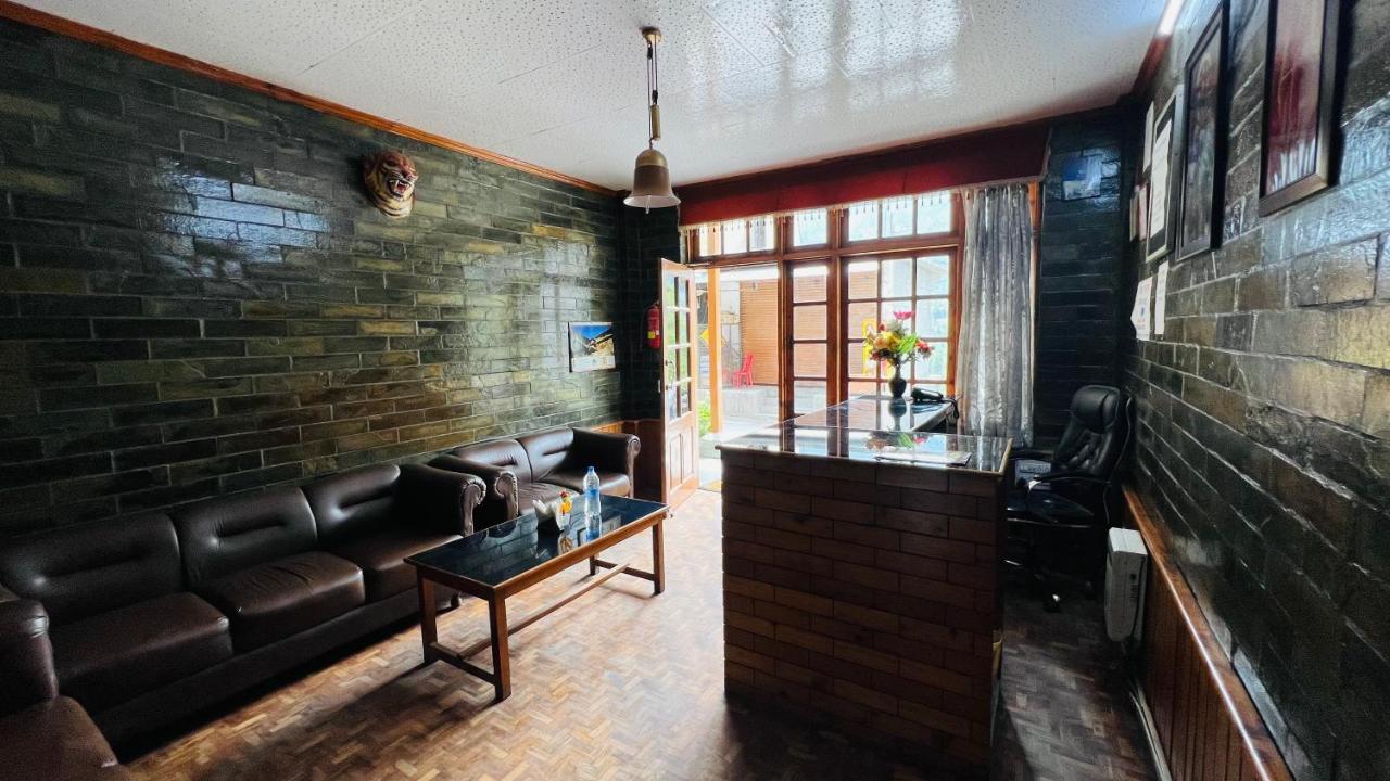 Sita Classic, Most Comfortable Family Hotel In Manali Buitenkant foto