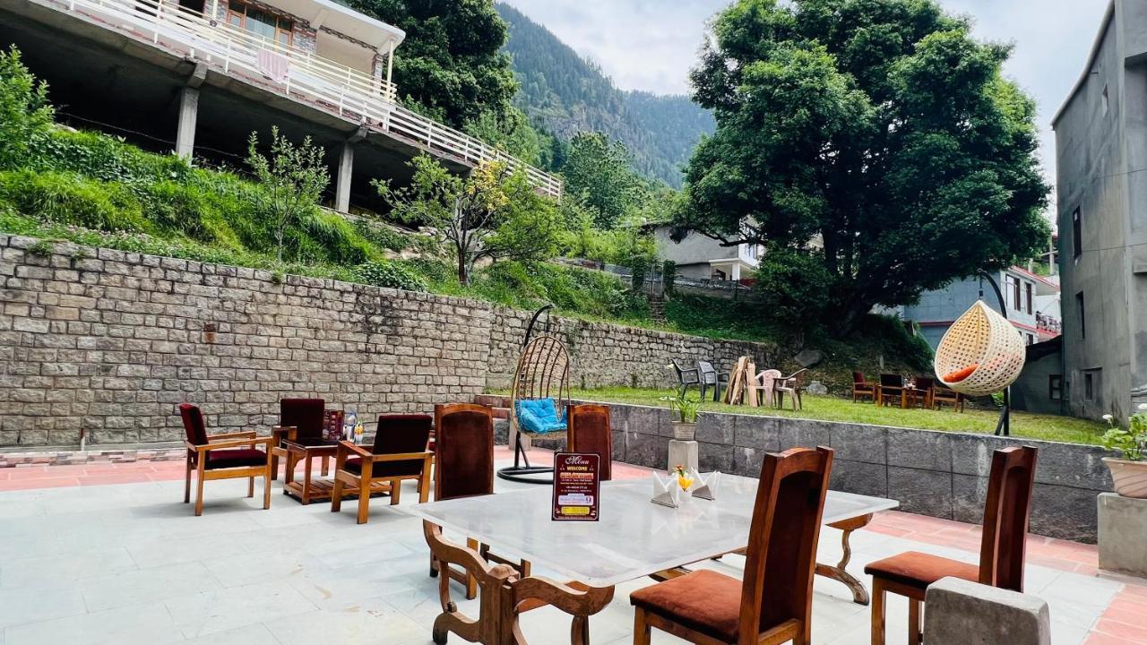 Sita Classic, Most Comfortable Family Hotel In Manali Buitenkant foto