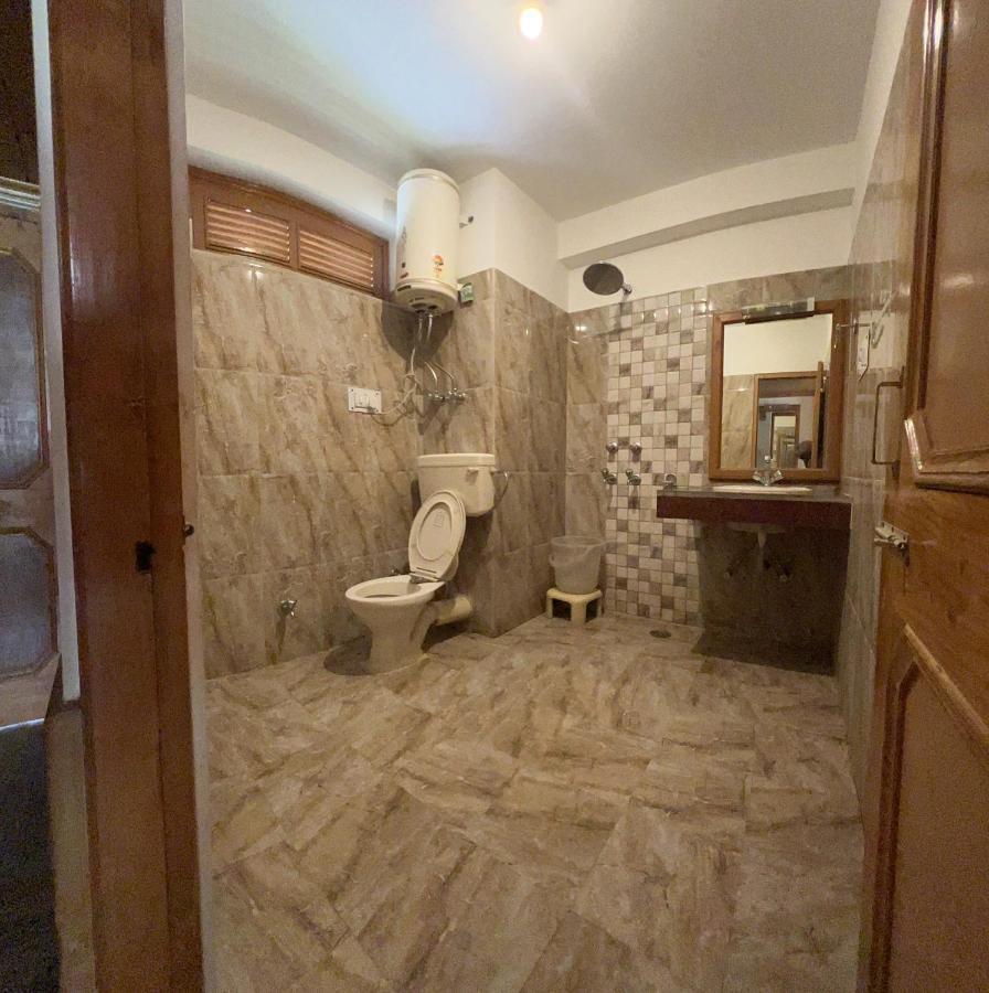 Sita Classic, Most Comfortable Family Hotel In Manali Buitenkant foto