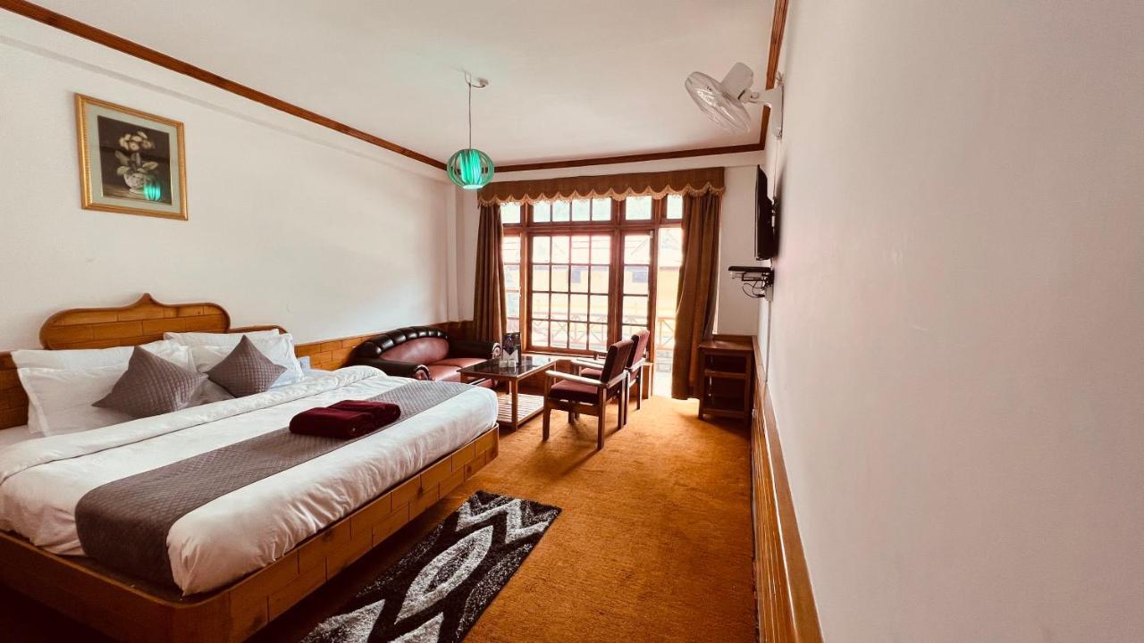 Sita Classic, Most Comfortable Family Hotel In Manali Buitenkant foto