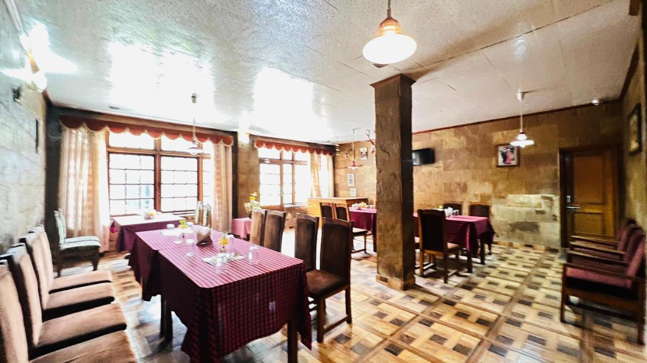 Sita Classic, Most Comfortable Family Hotel In Manali Buitenkant foto
